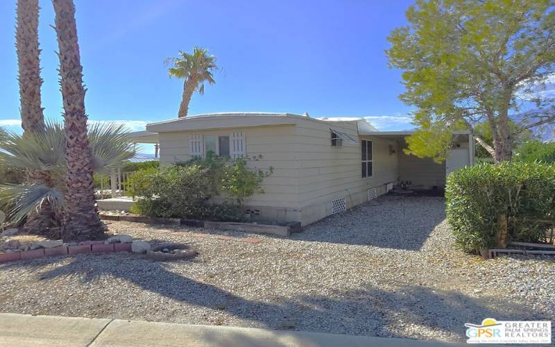 Desert Xeriscape Curb Appeal