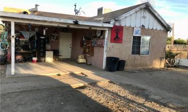 210 Naylor Avenue, Taft, California 93268, 2 Bedrooms Bedrooms, ,1 BathroomBathrooms,Residential,Buy,210 Naylor Avenue,CV24211200