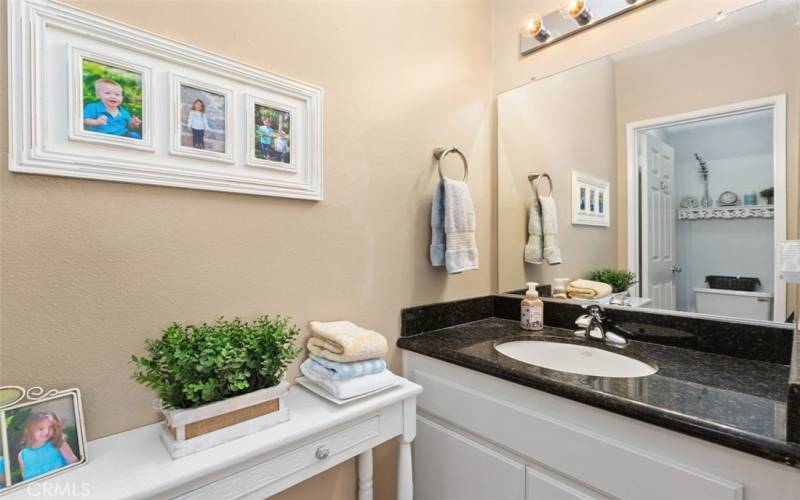 Upper loft bathroom.