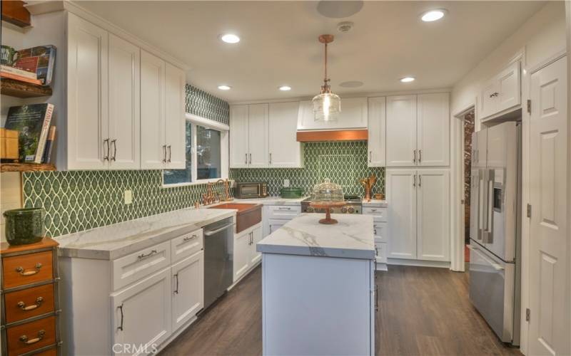 Beautiful Updated and Remodeled Kitchen