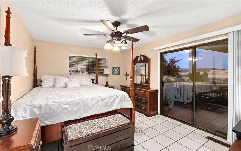 Guest bedroom off Kitchen.