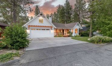 709 E Mountain View Boulevard, Big Bear City, California 92314, 4 Bedrooms Bedrooms, ,2 BathroomsBathrooms,Residential,Buy,709 E Mountain View Boulevard,PW24211234