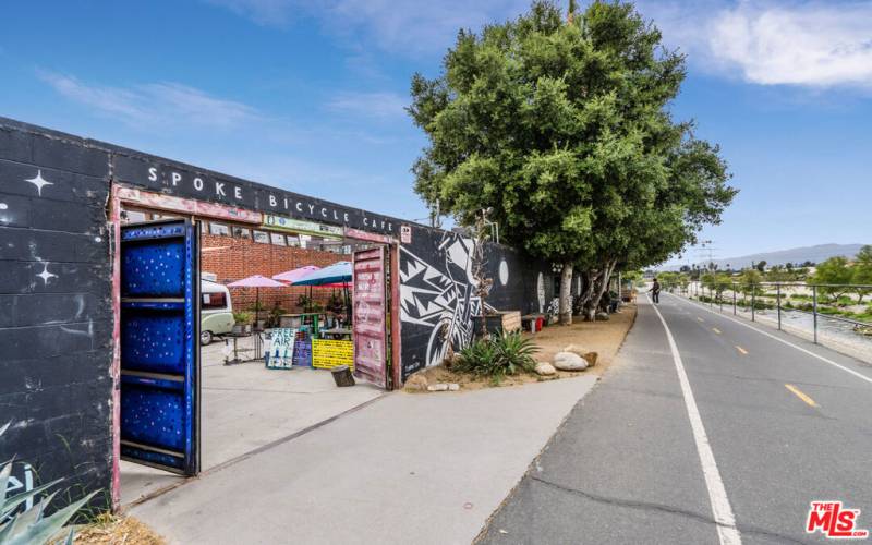 Los Angeles River Bike Path