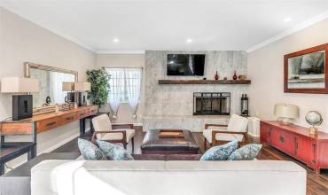 3615 Sunswept Drive, Studio City, California 91604, 2 Bedrooms Bedrooms, ,3 BathroomsBathrooms,Residential Lease,Rent,3615 Sunswept Drive,SR24207684