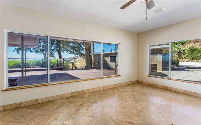 Bonus Room/Possible 3rd Bedroom