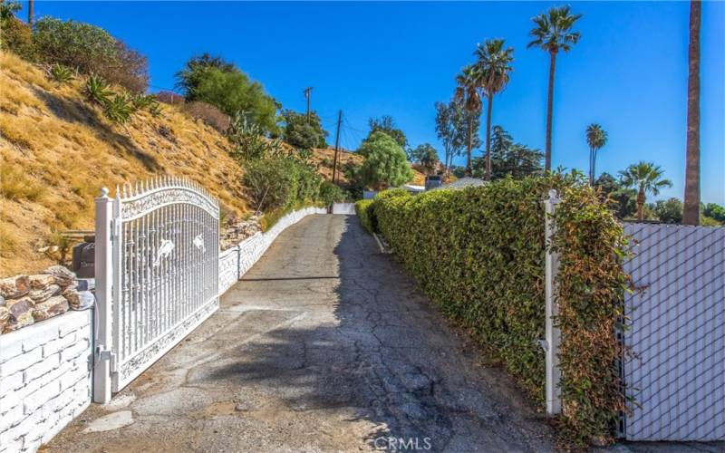 Automatic Front Gate