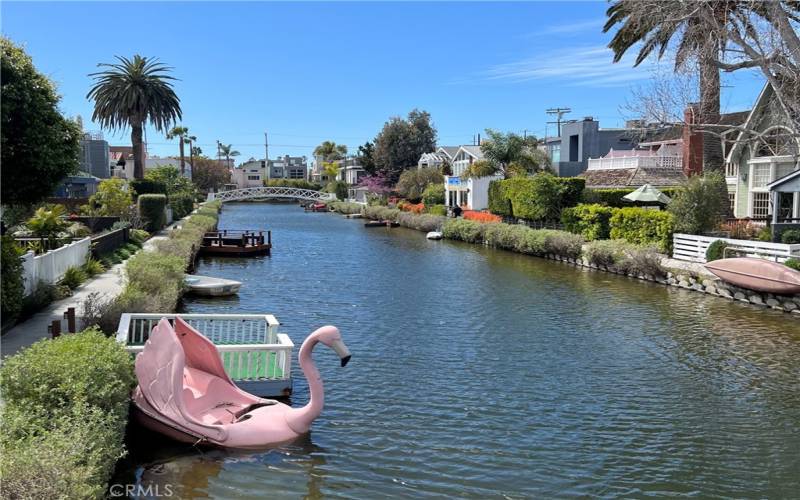 Steps from the famous Venice Canals