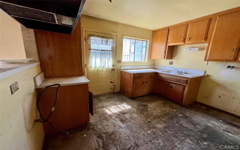 Downstairs kitchen