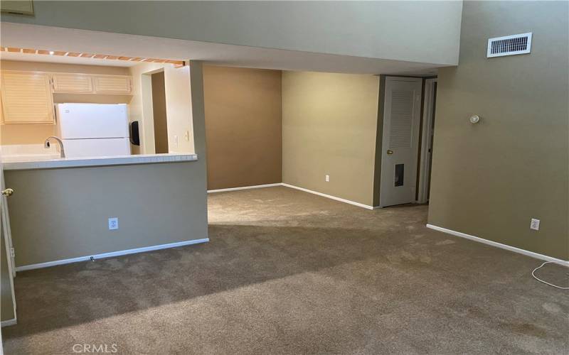 Kitchen/Dining Area