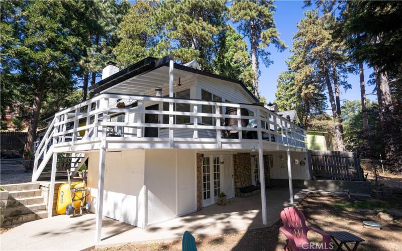 Wrap around balcony with patio