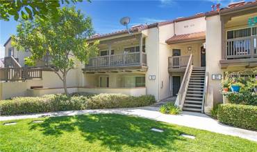 151 S Cross Creek Road H, Orange, California 92869, 1 Bedroom Bedrooms, ,1 BathroomBathrooms,Residential,Buy,151 S Cross Creek Road H,OC24212061