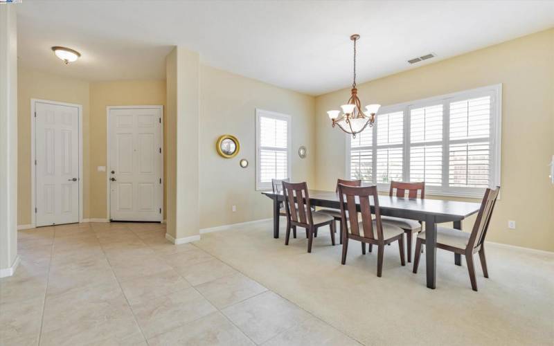 Formal dining room