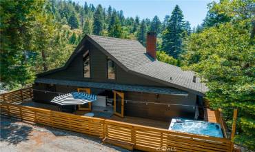 337 Mittry, Lake Arrowhead, California 92352, 3 Bedrooms Bedrooms, ,2 BathroomsBathrooms,Residential,Buy,337 Mittry,IG24209265