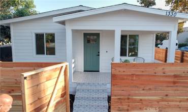 1330 W 2nd Street, Santa Ana, California 92703, 3 Bedrooms Bedrooms, ,1 BathroomBathrooms,Residential,Buy,1330 W 2nd Street,CV24210684