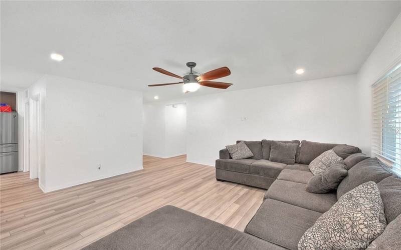 Oversized Living Room with Ceiling Fan!