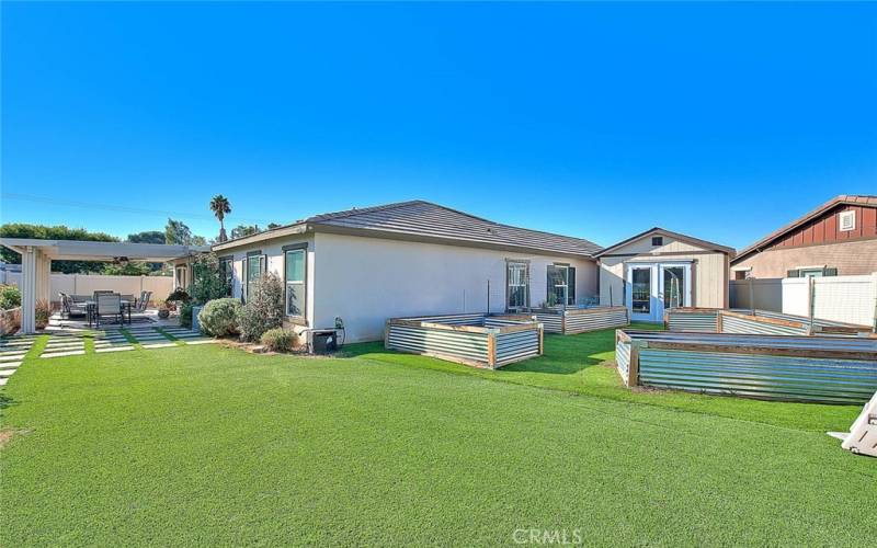 Artificial Turf, She Shed and Garden Beds!