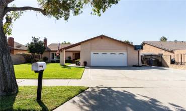 1408 W 14th Street, Upland, California 91786, 3 Bedrooms Bedrooms, ,2 BathroomsBathrooms,Residential,Buy,1408 W 14th Street,CV24204440