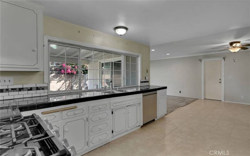 Kitchen with long countertop space