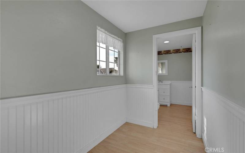 Mud room/Foyer and 1/2 bathoom.