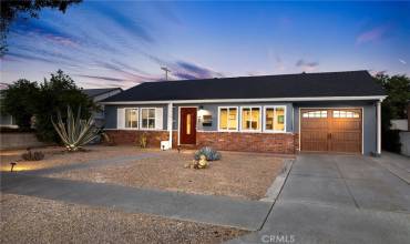 Front of house with drought tolerant