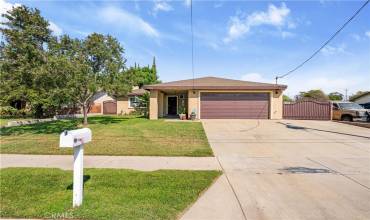 17846 Laurel Drive, Fontana, California 92336, 4 Bedrooms Bedrooms, ,2 BathroomsBathrooms,Residential,Buy,17846 Laurel Drive,IV24206481