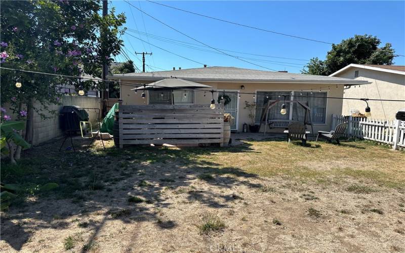 Back House 2+1 w/ large fenced yard