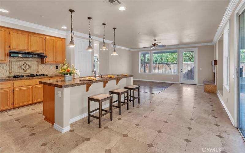 KITCHEN AREA