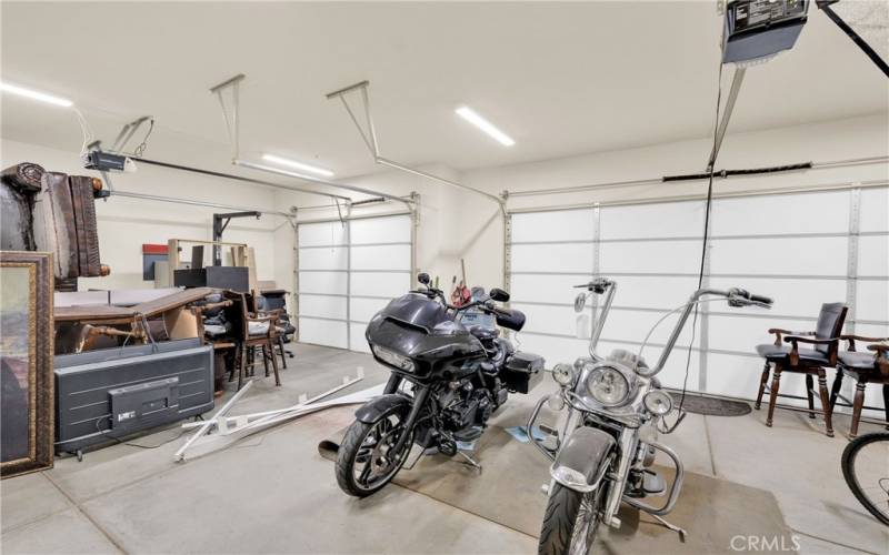 3 car garage