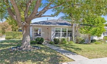 18641 Linnet Street, Tarzana, California 91356, 2 Bedrooms Bedrooms, ,2 BathroomsBathrooms,Residential Lease,Rent,18641 Linnet Street,SR24209267