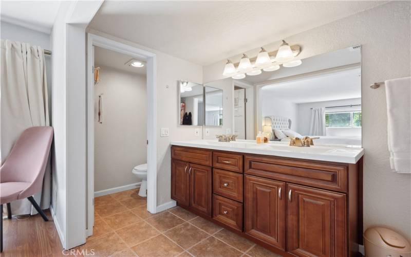 Dual Sinks in Master Bath