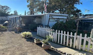 3721 Robinson Avenue, Clearlake, California 95422, 3 Bedrooms Bedrooms, ,1 BathroomBathrooms,Residential,Buy,3721 Robinson Avenue,LC24211593