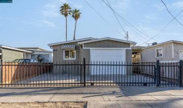 2412 Maine Ave, Richmond, California 94804, 3 Bedrooms Bedrooms, ,1 BathroomBathrooms,Residential,Buy,2412 Maine Ave,41075015