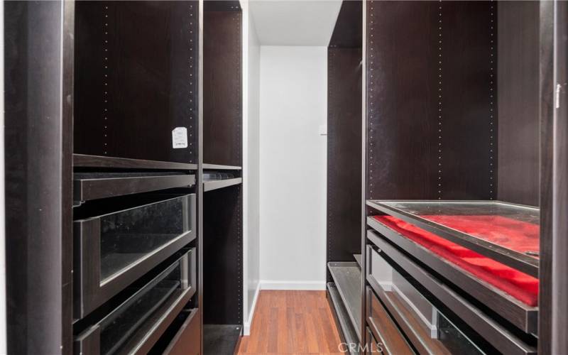 Walk-In closet