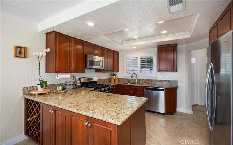 Spacious Remodeled Kitchen with Granite Countertops, and Newer Cabinets, Soft Closing Hinges