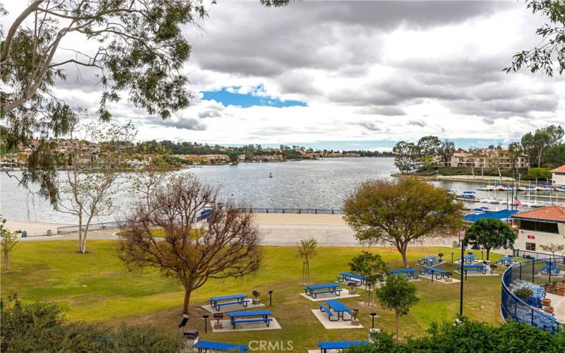 Parks and Beach Club at the Lake