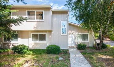 15199 Campus Park Drive D, Moorpark, California 93021, 3 Bedrooms Bedrooms, ,2 BathroomsBathrooms,Residential,Buy,15199 Campus Park Drive D,SR24208287