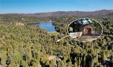 The San Moritz area is remarkable, offering a short walk to the lake, the San Moritz Lodge, dog park, and lake trail, all while maintaining a sense of privacy.