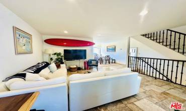 29239 Heathercliff Road 3, Malibu, California 90265, 2 Bedrooms Bedrooms, ,2 BathroomsBathrooms,Residential Lease,Rent,29239 Heathercliff Road 3,24450105