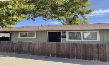 1539 Norton Street, Pittsburg, California 94565, 2 Bedrooms Bedrooms, ,1 BathroomBathrooms,Residential Lease,Rent,1539 Norton Street,41075738