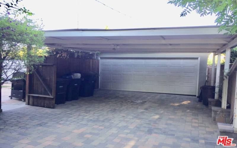 2 car garage long driveway