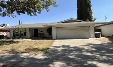 2972 Bedford Dr, Merced, California 95340, 3 Bedrooms Bedrooms, ,2 BathroomsBathrooms,Residential,Buy,2972 Bedford Dr,41074803