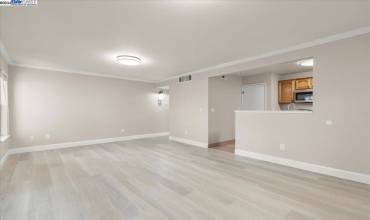 235 Reflections Dr 14, San Ramon, California 94583, 1 Bedroom Bedrooms, ,1 BathroomBathrooms,Residential,Buy,235 Reflections Dr 14,41076330