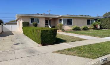 1309 Cranbrook Avenue, Torrance, California 90503, 3 Bedrooms Bedrooms, ,1 BathroomBathrooms,Residential,Buy,1309 Cranbrook Avenue,SB24211699