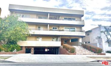 4521 Colbath Avenue 309, Sherman Oaks, California 91423, 2 Bedrooms Bedrooms, ,2 BathroomsBathrooms,Residential,Buy,4521 Colbath Avenue 309,24452531