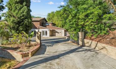 28247 Robin Crest Court, Canyon Country, California 91387, 4 Bedrooms Bedrooms, ,3 BathroomsBathrooms,Residential,Buy,28247 Robin Crest Court,SR24209814