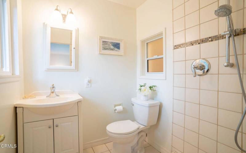 1464MandalayCt,bathroom-18