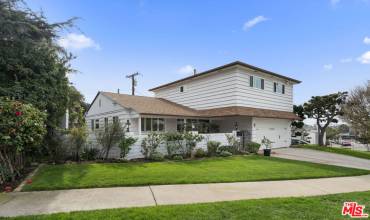 1140 22nd Street, Manhattan Beach, California 90266, 4 Bedrooms Bedrooms, ,3 BathroomsBathrooms,Residential Lease,Rent,1140 22nd Street,24452259