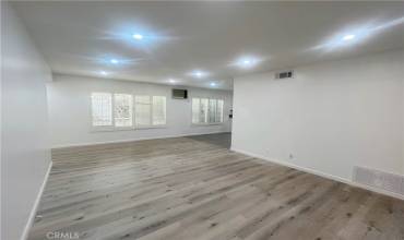 1512 S Bedford Street 2, Los Angeles, California 90035, 3 Bedrooms Bedrooms, ,2 BathroomsBathrooms,Residential Lease,Rent,1512 S Bedford Street 2,BB24211623