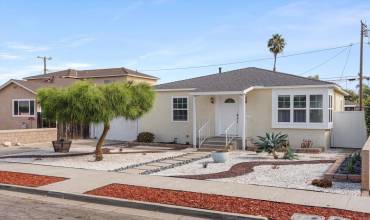 4832 Matney Avenue, Long Beach, California 90807, 2 Bedrooms Bedrooms, ,1 BathroomBathrooms,Residential,Buy,4832 Matney Avenue,NDP2409213