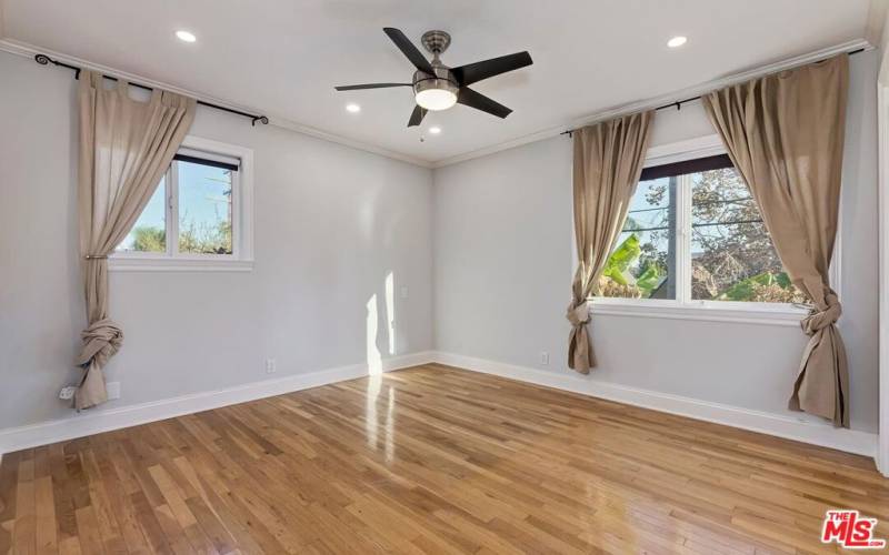 2nd Upstairs bedroom